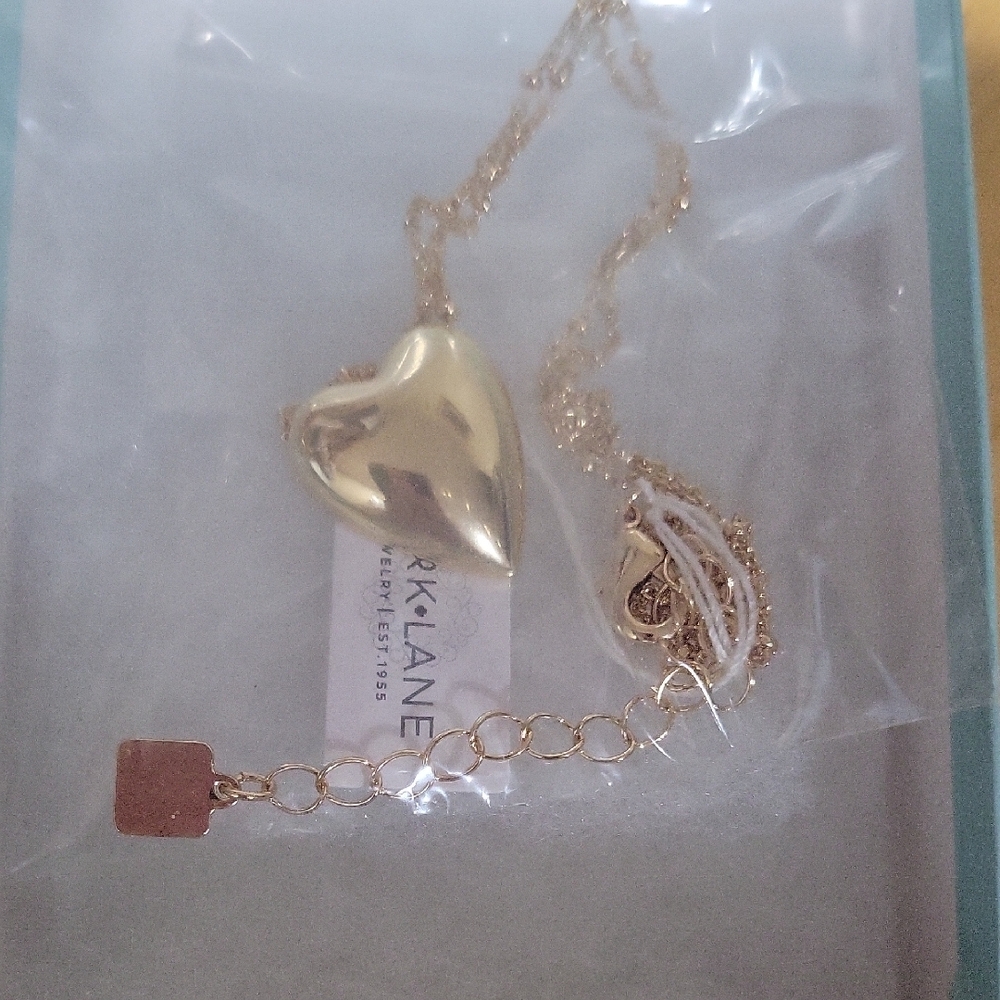 Gold Heart Pendant Necklace